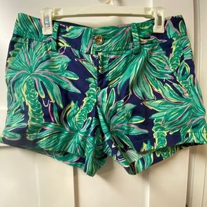 LIKE NEW Lilly Pulitzer Callahan short